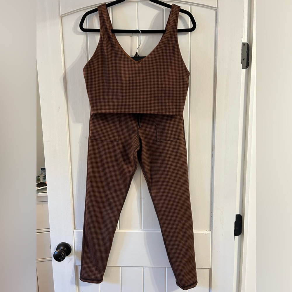 Aerie Houndstooth Workout Set (Leggings and Sports Bra)